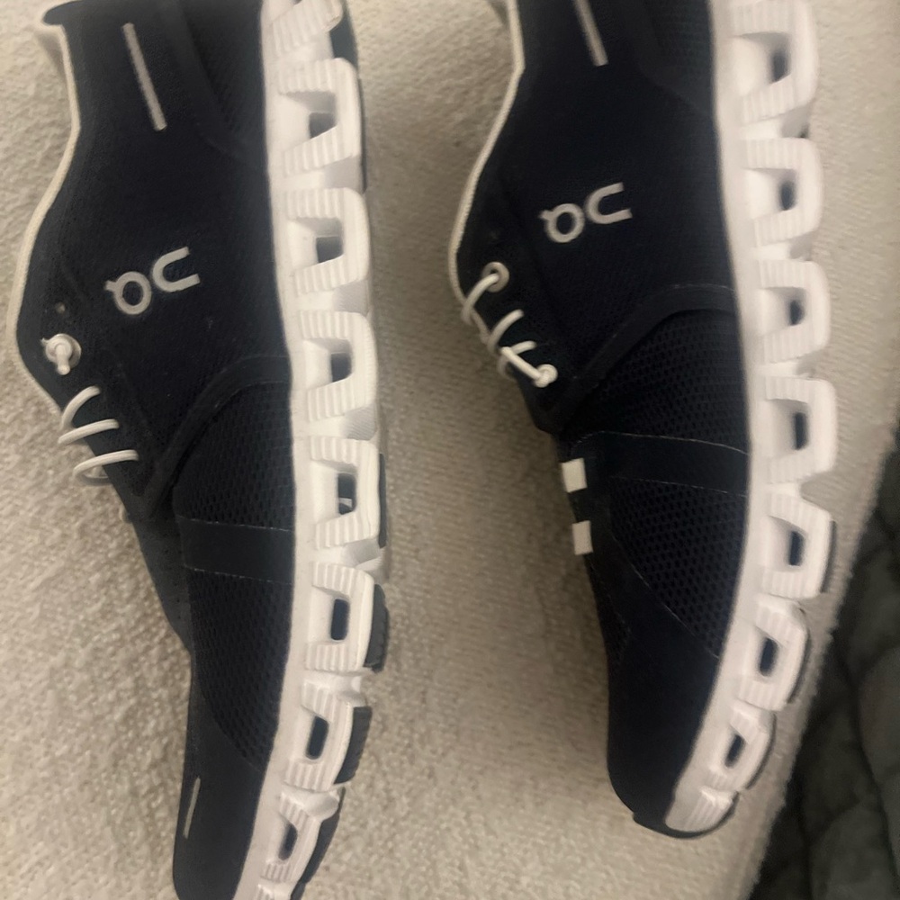 On Running Men's Navy and White Performance Sneakers - Picture 5 of 8